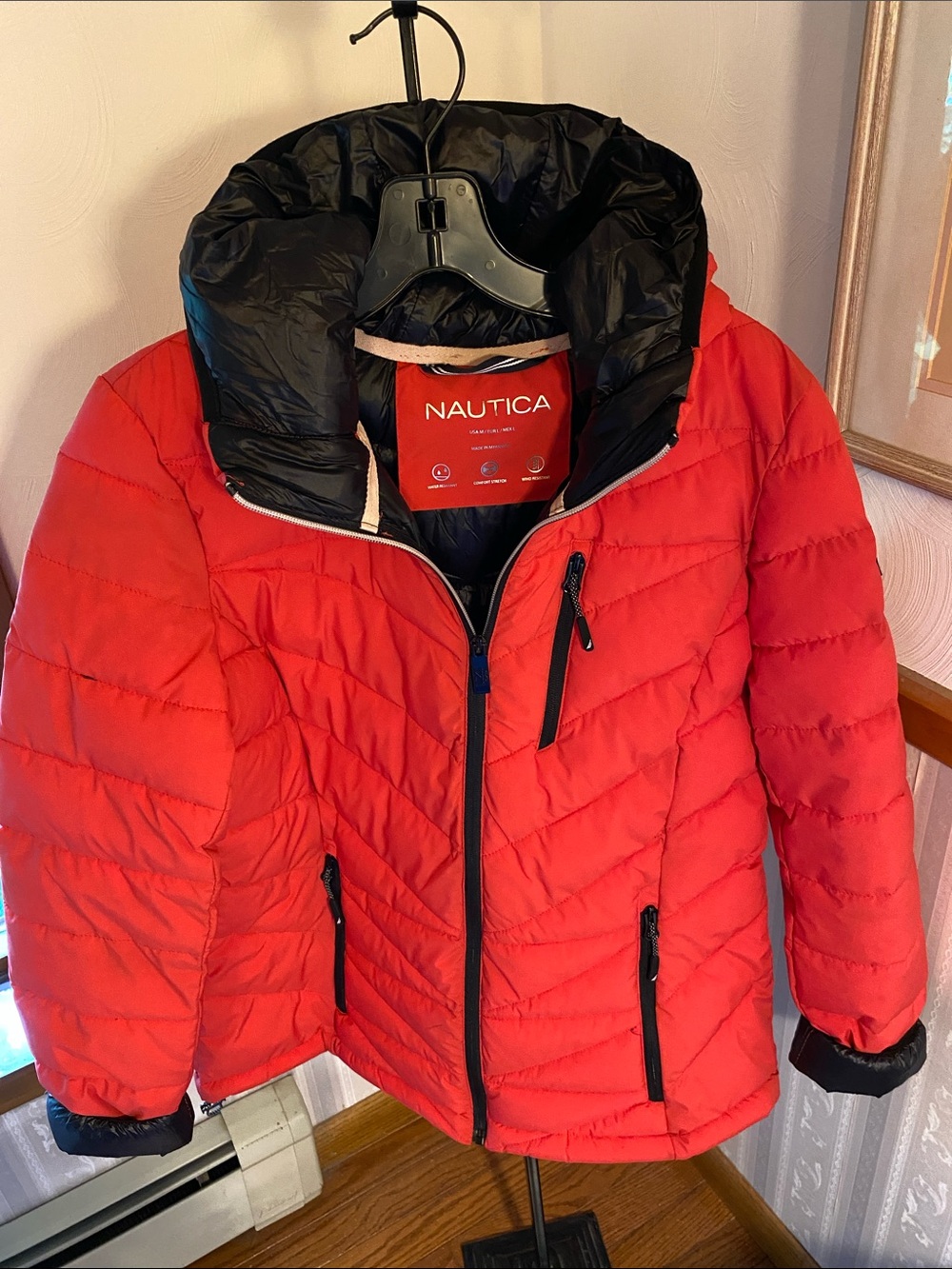 Nautica Short Women’s  Puffer Jacket with Black Lined Hood